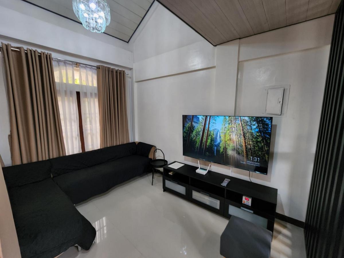 דירות באגויו Baguio Hillside Haven מראה חיצוני תמונה